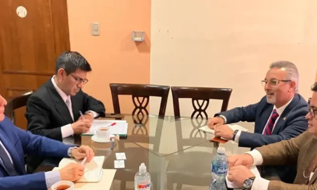 BOLIVIA Y EEUU REABREN AGENDA DE COOPERACIÓN EN EL SECTOR AGROPECUARIO