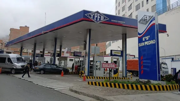 ASOSUR SE DESLINDA Y ATRIBUYE A YPFB LA RESPONSABILIDAD POR LA CALIDAD DEL COMBUSTIBLE