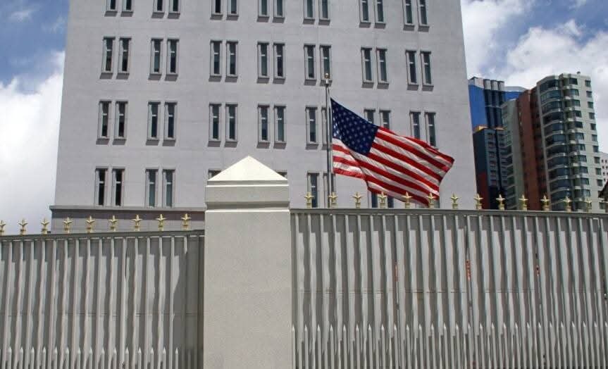EMBAJADA DE EE.UU. CIERRA AGENCIA CONSULAR EN SANTA CRUZ