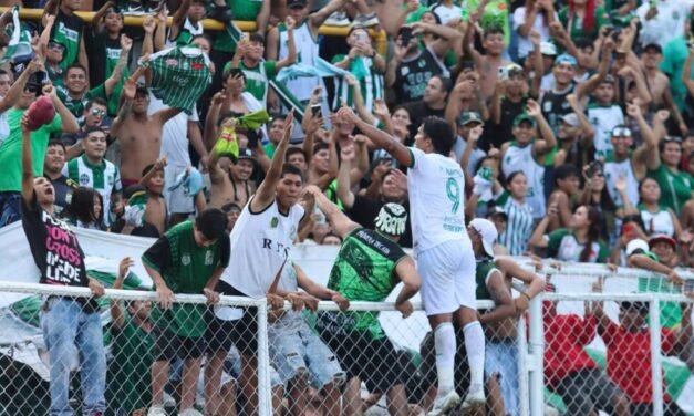 ORIENTE PETROLERO PASA CON GOLEADA Y DEBUT DE MARTINS