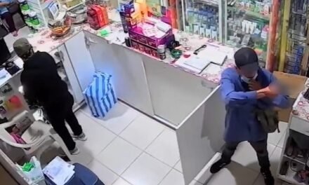 VIOLENTO ATRACO EN EL PLAN 3000: DELINCUENTES SE LLEVAN 4 MIL BOLIVIANOS