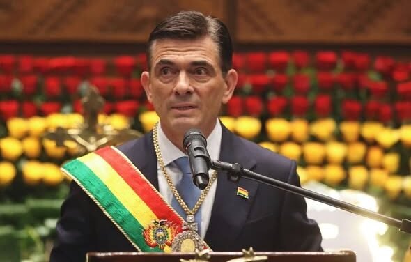 PAZ AFIRMA QUE “YA ESTÁN CAYENDO” RESPONSABLES EN YPFB