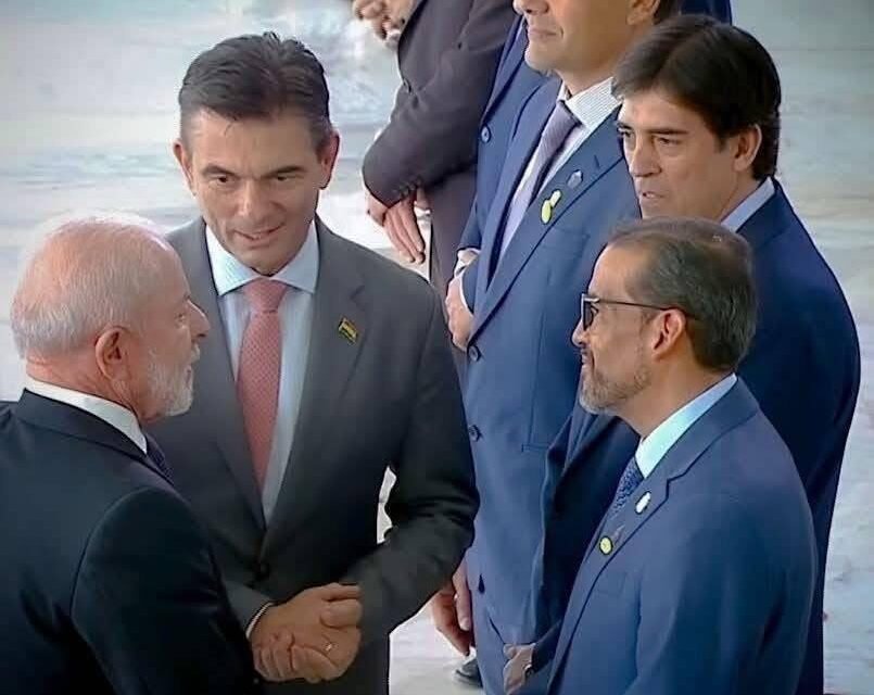 EVO ACUSA A PAZ DE LLEVAR A CAMACHO ANTE LULA Y LO VINCULA CON TRUMP