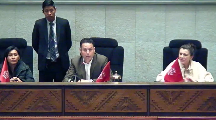 LARA SOLICITA REUNIÓN CON LUPO PARA VIABILIZAR INTERPELACIÓN DE MEDINACELI