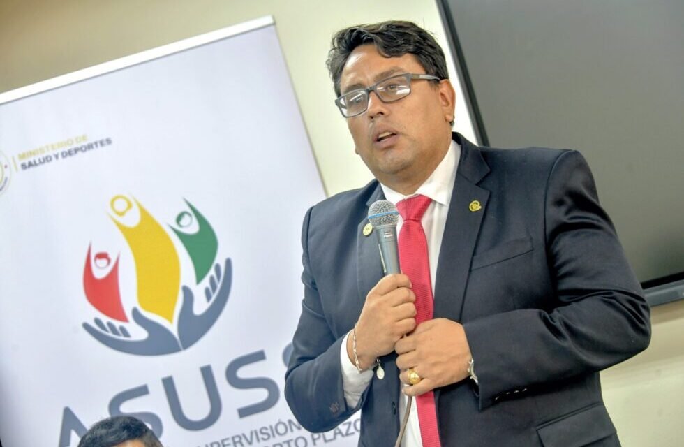 POSESIÓN DE DIRECTOR AUTORIDAD DE SUPERVISIÓN DE LA SEGURIDAD SOCIAL A CORTO PLAZO