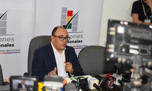 TSE CONFIRMA DEBATE ENTRE LOS 11 ASPIRANTES A LA GOBERNACIÓN CRUCEÑA