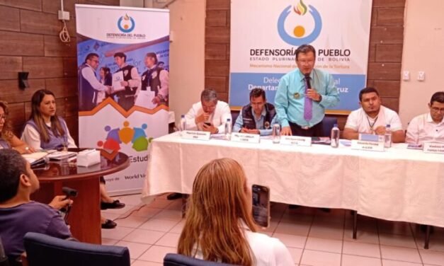 DEFENSORÍA DEL PUEBLO REÚNE A CANDIDATOS A LA GOBERNACIÓN EN DIÁLOGO CON SECTORES VULNERABLES