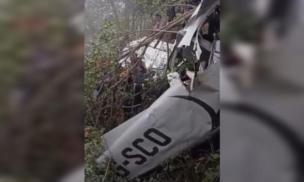 AVIONETA SE ESTRELLA EN EL CHAPARE CON CUATRO PERSONAS A BORDO