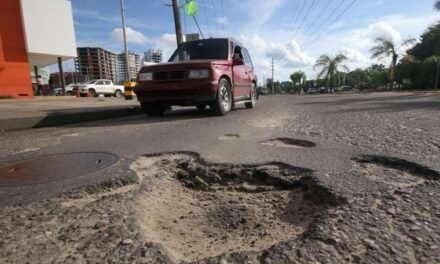 JHONNY FERNÁNDEZ ADMITE DIFICULTADES EN SERVICIOS Y OBRAS POR CRISIS ECONÓMICA