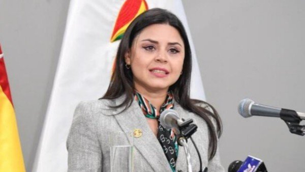 RENUNCIA CARLA FAVAL COMO VOCERA PRESIDENCIAL