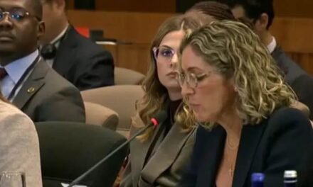 PRIMERA DAMA DE BOLIVIA PARTICIPA EN CUMBRE INTERNACIONAL SOBRE EDUCACIÓN DIGITAL EN EE.UU.