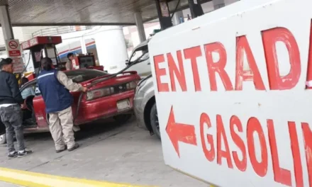 EMPRESARIOS DE LA PAZ RESPALDAN A ASOSUR Y RECHAZAN PRECINTADO DE ESTACIONES DE SERVICIO