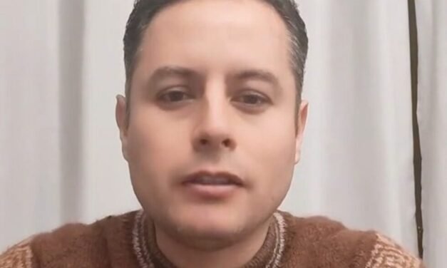 LARA CRITICA SALIDA DE NGP Y ADVIERTE GOLPE A LA DEMOCRACIA