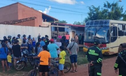 ACRIBILLAN A PASAJERO DENTRO DE UN BUS EN SAN IGNACIO DE VELASCO