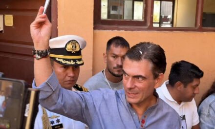 PAZ PLANTEA CAMBIOS AL SISTEMA ELECTORAL TRAS EMITIR SU VOTO