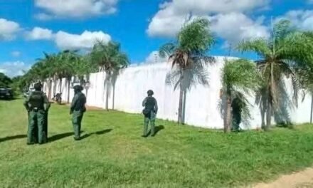 POLICÍA DETIENE A 14 PERSONAS EN OPERATIVO EN EL PLAN 3000