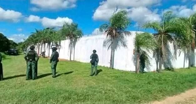 POLICÍA DETIENE A 14 PERSONAS EN OPERATIVO EN EL PLAN 3000