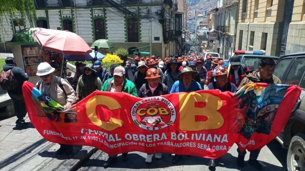 COB SE ALISTA PARA CABILDO CLAVE Y BUSCA AVAL DEL TSE