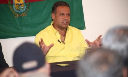 REVILLA NO DESCARTA SEGUNDA VUELTA Y CRITICA “TAXIPARTIDOS” EN LA PAZ