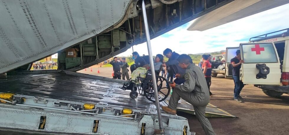 ACCIDENTE EN APOLO: FAB REALIZA EVACUACIÓN AÉREA DE HERIDOS