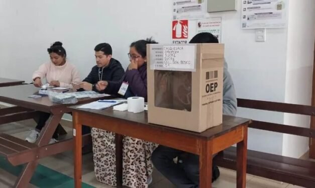 SI JUSTIFICAS QUE NO PUDISTE VOTAR TRAMITA TU CERTIFICADO