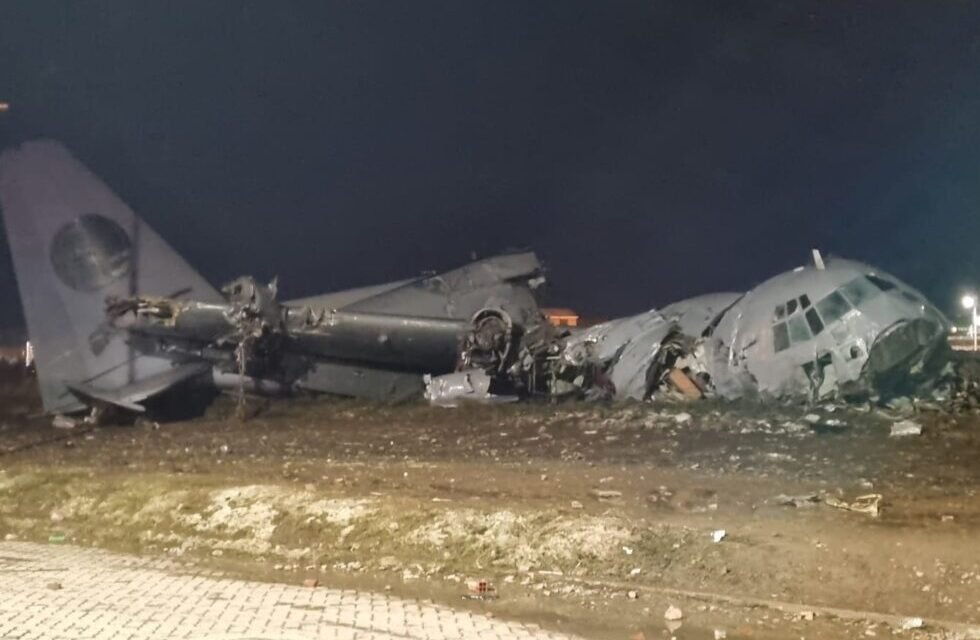 FISCALÍA AVANZA INVESTIGACIÓN DEL AVIÓN SINIESTRADO EN LA PAZ