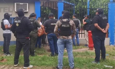 APREHENDEN A SARGENTO POR ROBO DE ALAS DE AVIONETA EN EL TROMPILLO