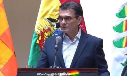 PAZ: “NO HABÍA LABORATORIOS EN YPFB, PERO SÍ CASAS DE $US 8 MILLONES”