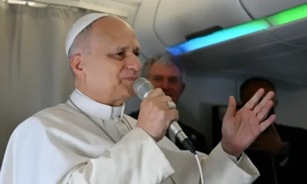 CEB EXPRESA RESPALDO AL PAPA LEÓN XIV TRAS CRÍTICAS DE DONALD TRUMP