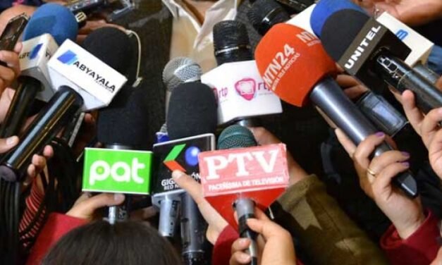 PAZ DESTACA LABOR PERIODÍSTICA Y GARANTIZA LIBERTAD DE PRENSA EN BOLIVIA