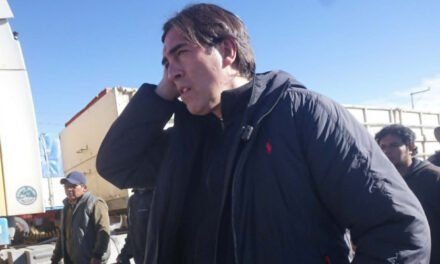 MINISTRO ZAMORA DENUNCIÓ DOS EMBOSCADAS DURANTE SU TRASLADO A LA PAZ