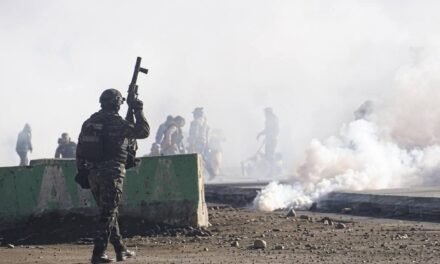 “NO SE GOBIERNA CON REPRESIÓN”: VICEPRESIDENCIA CRITICÓ ACCIONES DEL EJECUTIVO