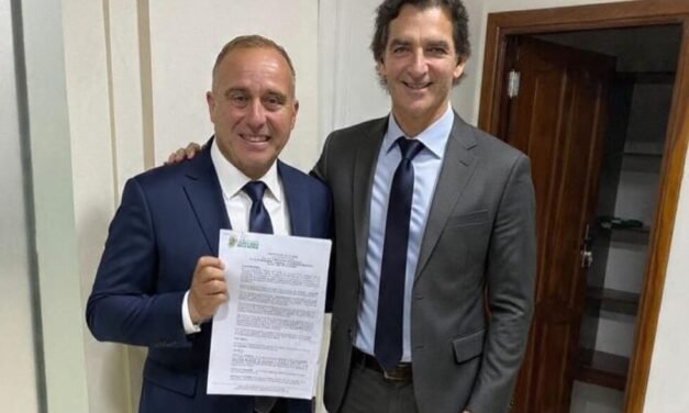 MURILO CAZAGRANDE ASUME LA DIRECCIÓN MUNICIPAL DE DEPORTES Y JUVENTUD EN SANTA CRUZ