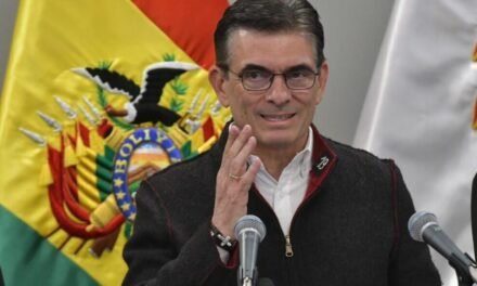 PAZ RECHAZA “INJERENCIA” DE COLOMBIA Y DEFIENDE MEDIDA DIPLOMÁTICA