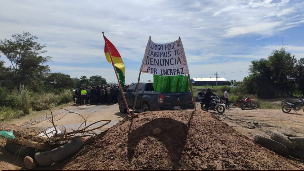 SAN JULIÁN CUMPLE DÉCIMO DÍA DE BLOQUEO INDEFINIDO