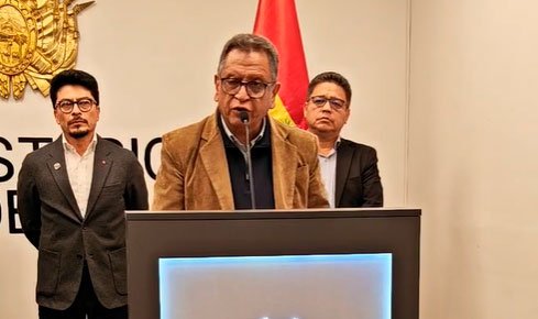 GOBIERNO ANUNCIA OPERATIVO PARA DESPEJAR VÍAS Y HABILITAR CORREDOR HUMANITARIO