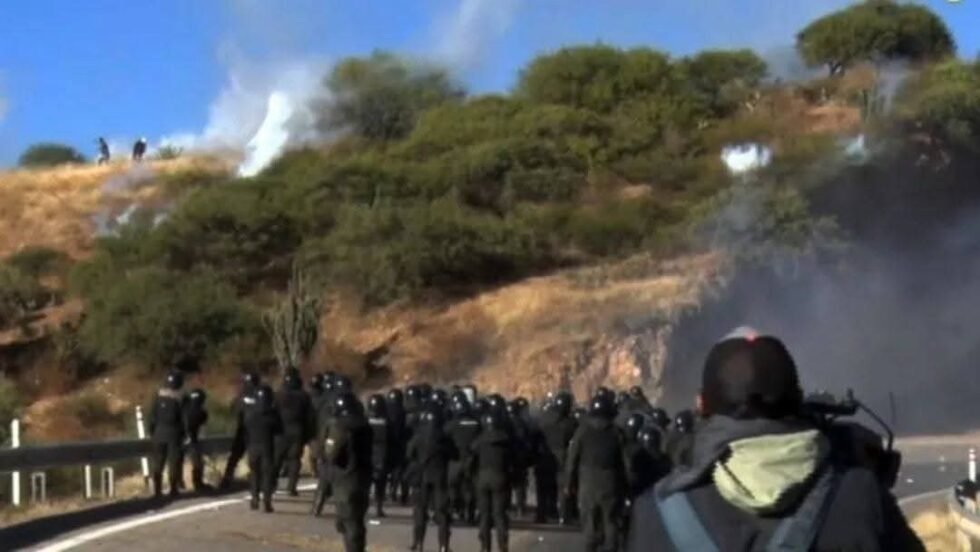 ENFRENTAMIENTOS EN PAROTANI DURANTE OPERATIVO POLICIAL DE DESBLOQUEO