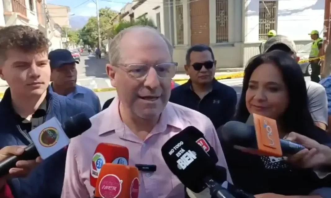 ADRIÁN OLIVA ASUME COMO VICEMINISTRO DE AUTONOMÍAS