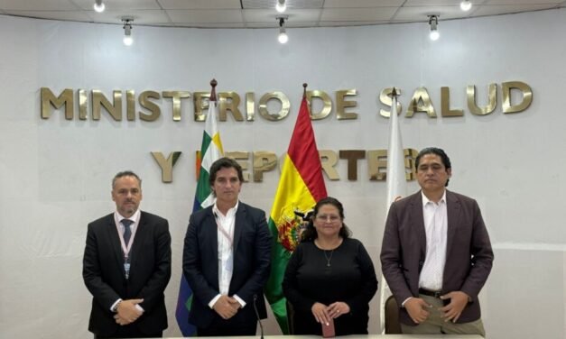 SAAVEDRA Y MINISTRA DE SALUD COORDINAN ACCIONES PARA FORTALECER EL SISTEMA SANITARIO
