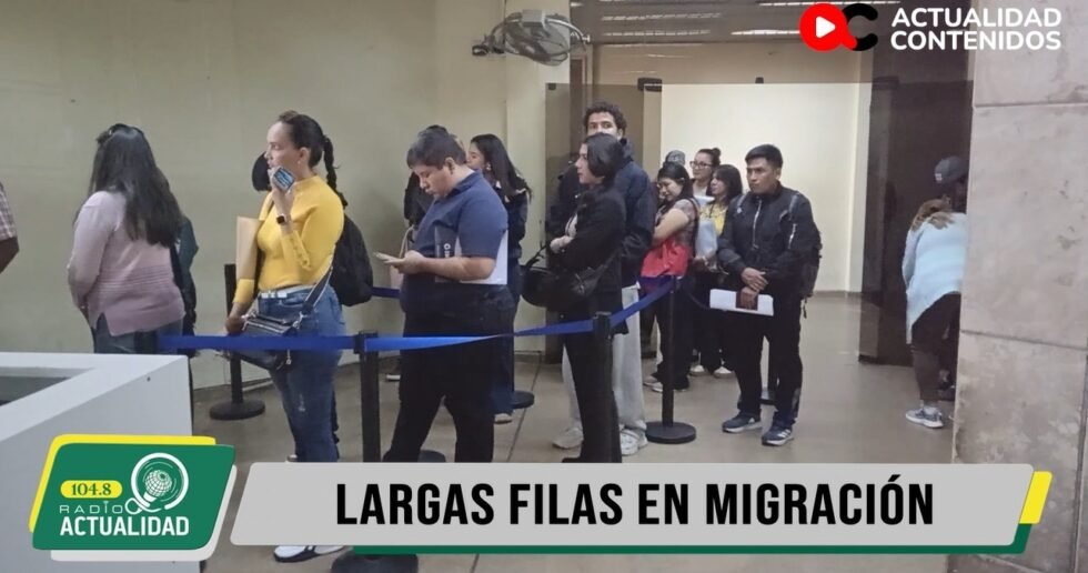 LARGAS FILAS Y RECLAMOS POR FALTA DE PERSONAL EN OFICINAS DE MIGRACIÓN