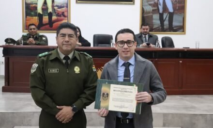 FISCAL ALBERTO ZEBALLOS ES DISTINGUIDO POR SU LUCHA CONTRA EL RACISMO