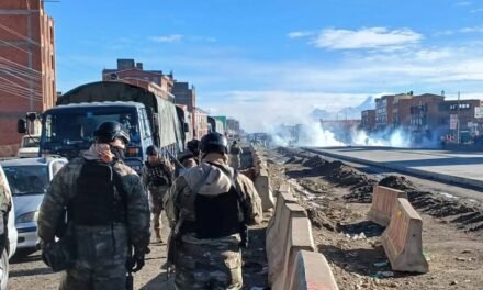 VIOLENTOS ENFRENTAMIENTOS FRENAN CORREDOR HUMANITARIO EN ACHICA ARRIBA