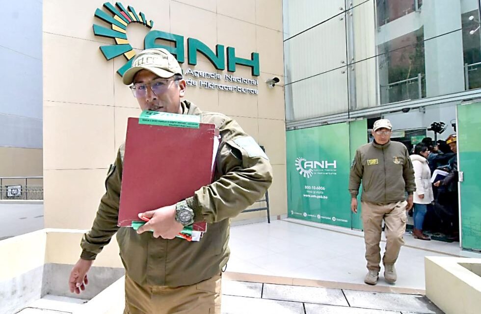 ANH INVESTIGA A EXFUNCIONARIOS POR PRESUNTO DAÑO ECONÓMICO DE BS 500 MIL