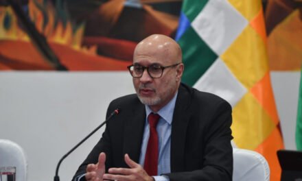 GOBIERNO INSISTE EN EL DIÁLOGO EN MEDIO DE BLOQUEOS Y PROTESTAS EN BOLIVIA