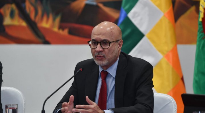 GOBIERNO INSISTE EN EL DIÁLOGO EN MEDIO DE BLOQUEOS Y PROTESTAS EN BOLIVIA