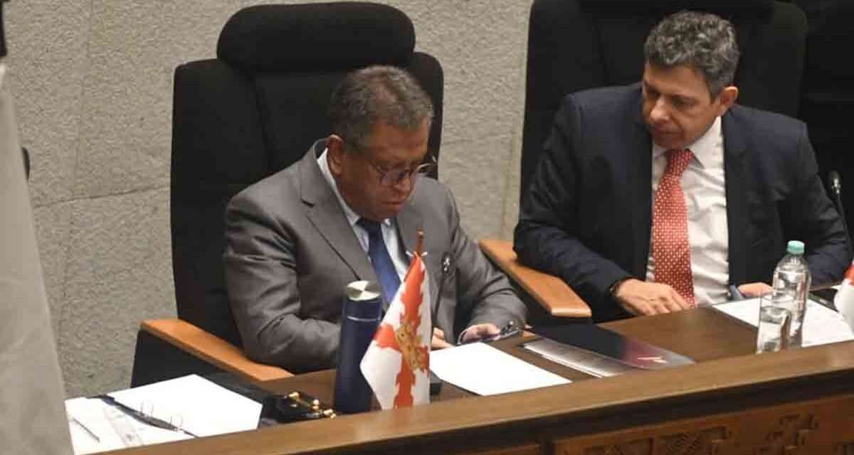 INTERPELACIÓN A MINISTRO OVIEDO REVELA FALLAS EN CONTROLES ADUANEROS EN CASO «MALETAS»
