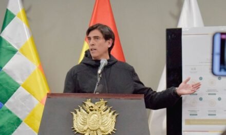 GOBIERNO VUELVE A CONVOCAR AL DIÁLOGO EN MEDIO DEL PARO DE TRANSPORTISTAS