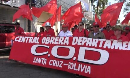 GRAN MARCHA POR EL DÍA DEL TRABAJADOR EN SANTA CRUZ