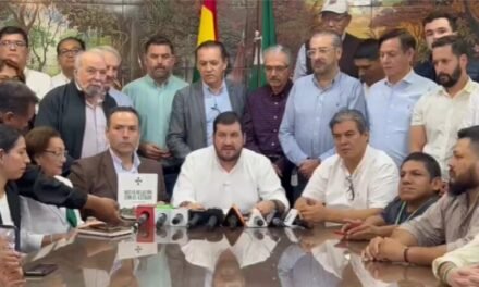 COMITÉ PRO SANTA CRUZ ADVIERTE “PUNTO DE QUIEBRE” Y CONVOCA A ASAMBLEA DE LA CRUCEÑIDAD