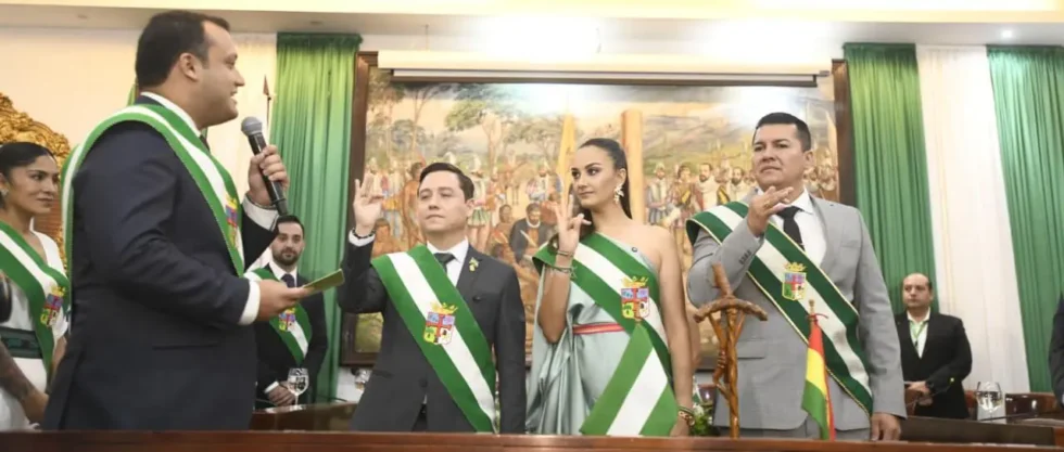 LUISA NAYAR ES ELECTA PRESIDENTA DEL CONCEJO MUNICIPAL DE SANTA CRUZ